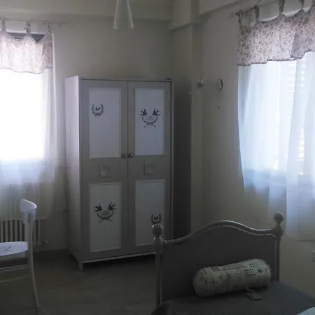 Nonna Caro ゲストハウス フェルモ